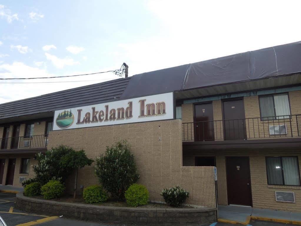 Lakeland Inn - Bohemia Dış mekan fotoğraf